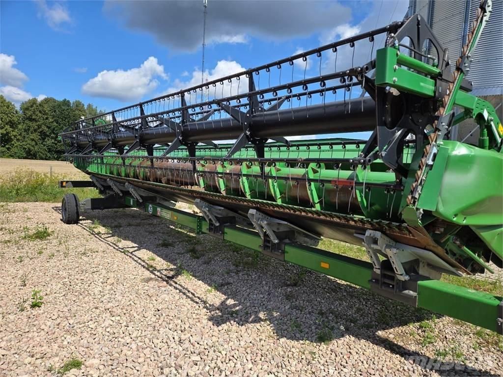 John Deere 630X Príslušenstvo a náhradné diely ku kombajnom