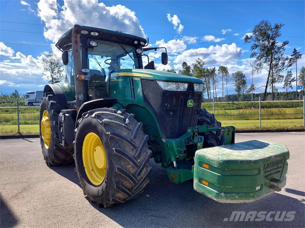John Deere 7260R Traktory