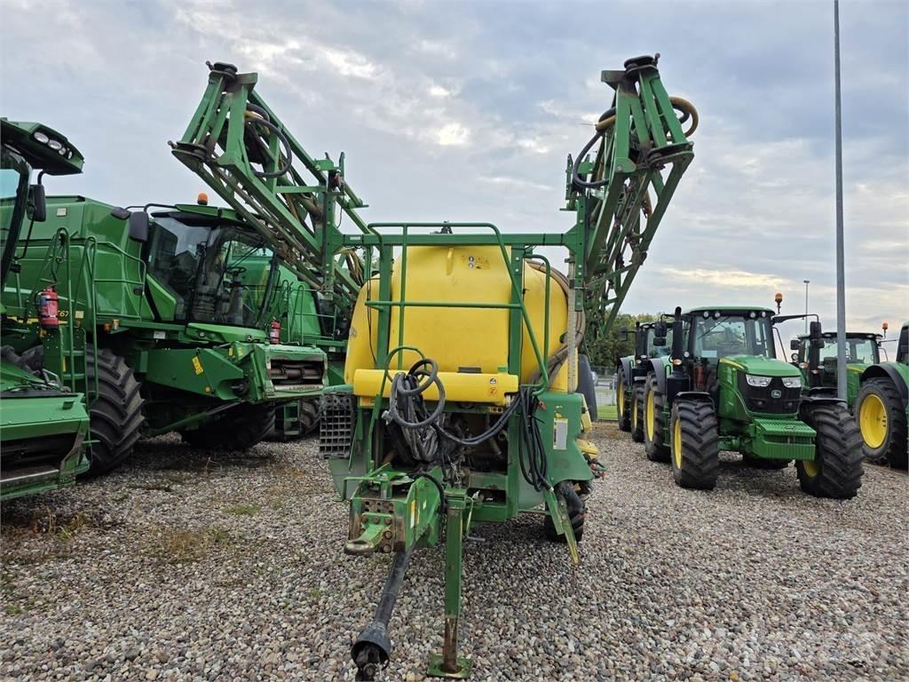 John Deere 740 Ťahané postrekovače