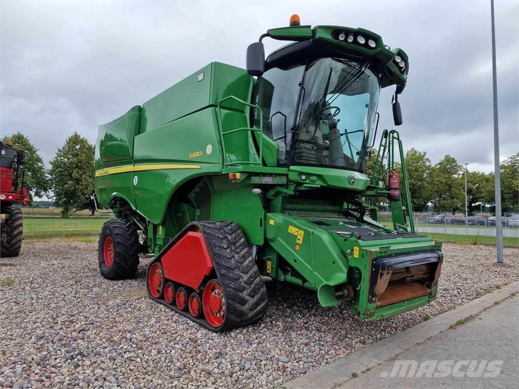 John Deere S680 Kombinované zberacie stroje