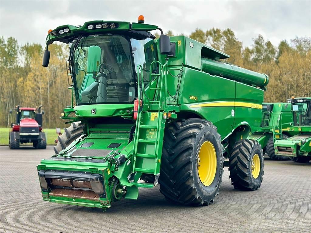 John Deere S680i Kombinované zberacie stroje
