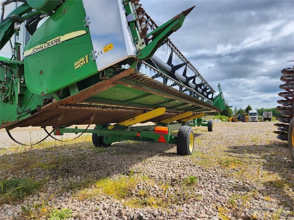 John Deere S680i Kombinované zberacie stroje
