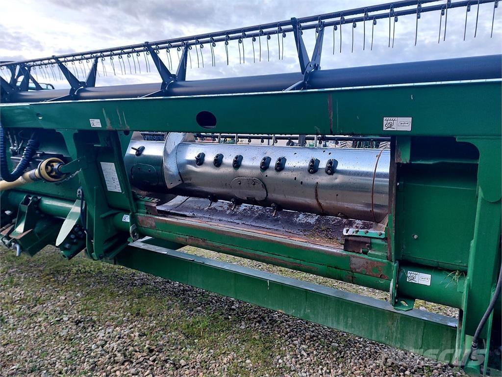 John Deere S680i Kombinované zberacie stroje