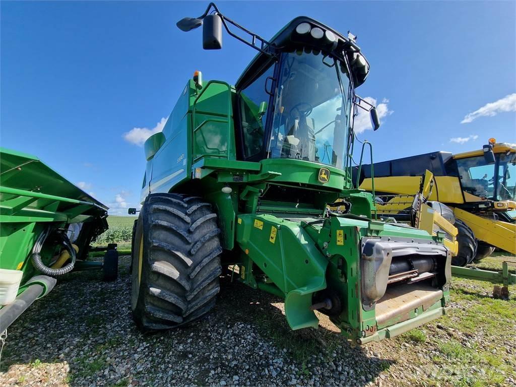 John Deere S690 Kombinované zberacie stroje