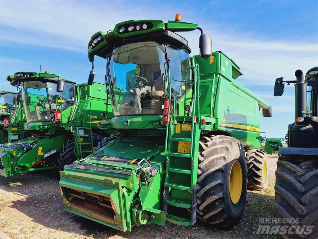 John Deere T660 Kombinované zberacie stroje