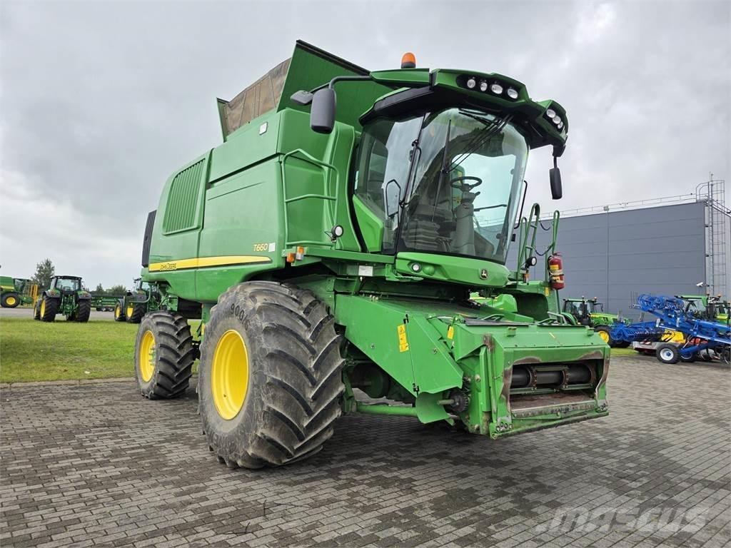 John Deere T660 Kombinované zberacie stroje