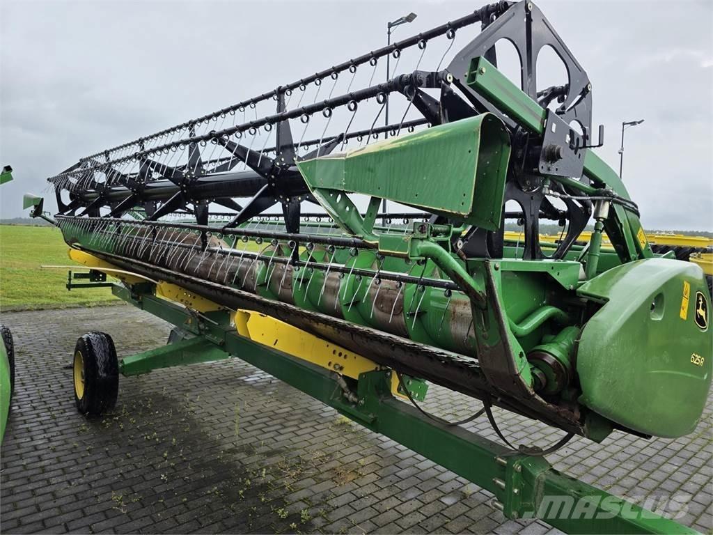 John Deere T660 Kombinované zberacie stroje