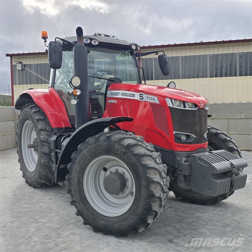 Massey Ferguson 7726 Traktory