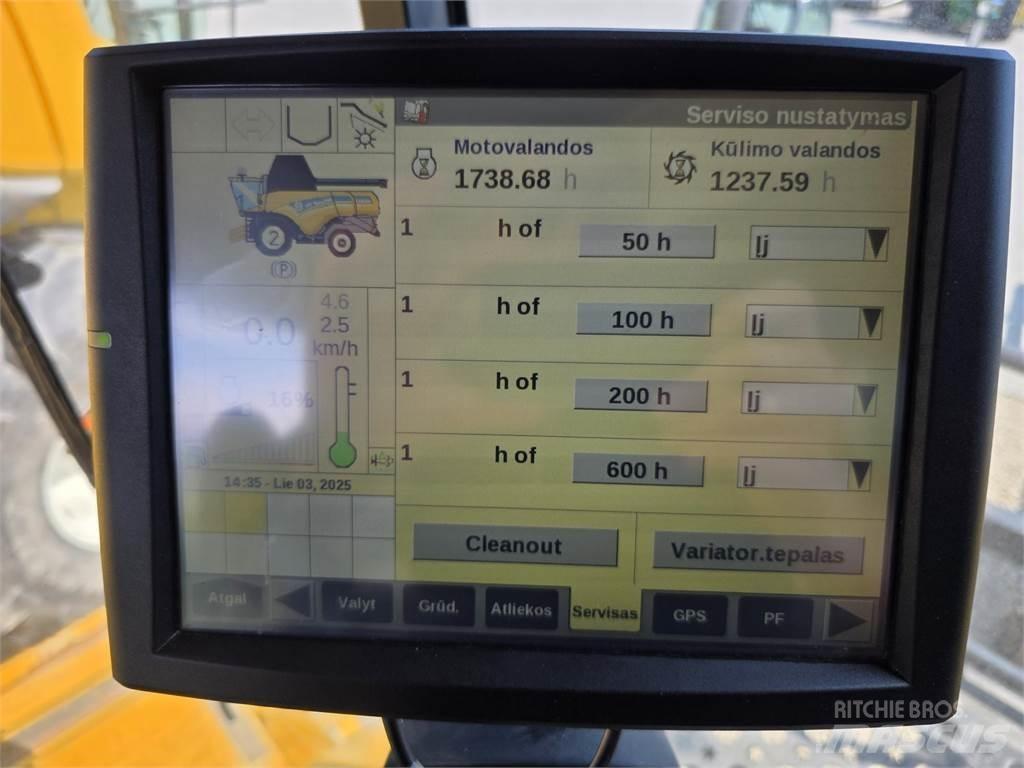 New Holland CX8.85 Kombinované zberacie stroje