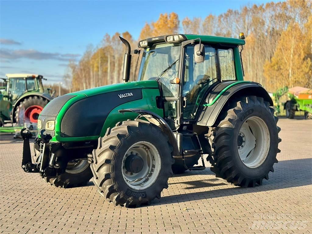 Valtra T171C Traktory