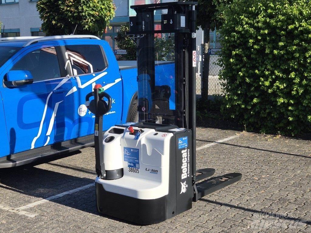 Bobcat BSL16N-I Ručne vedené vysokozdvižné vozíky
