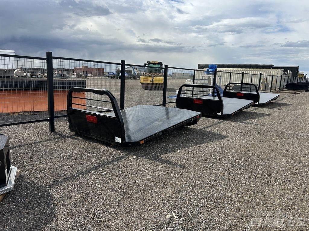  Cadet Flatbed Valníky