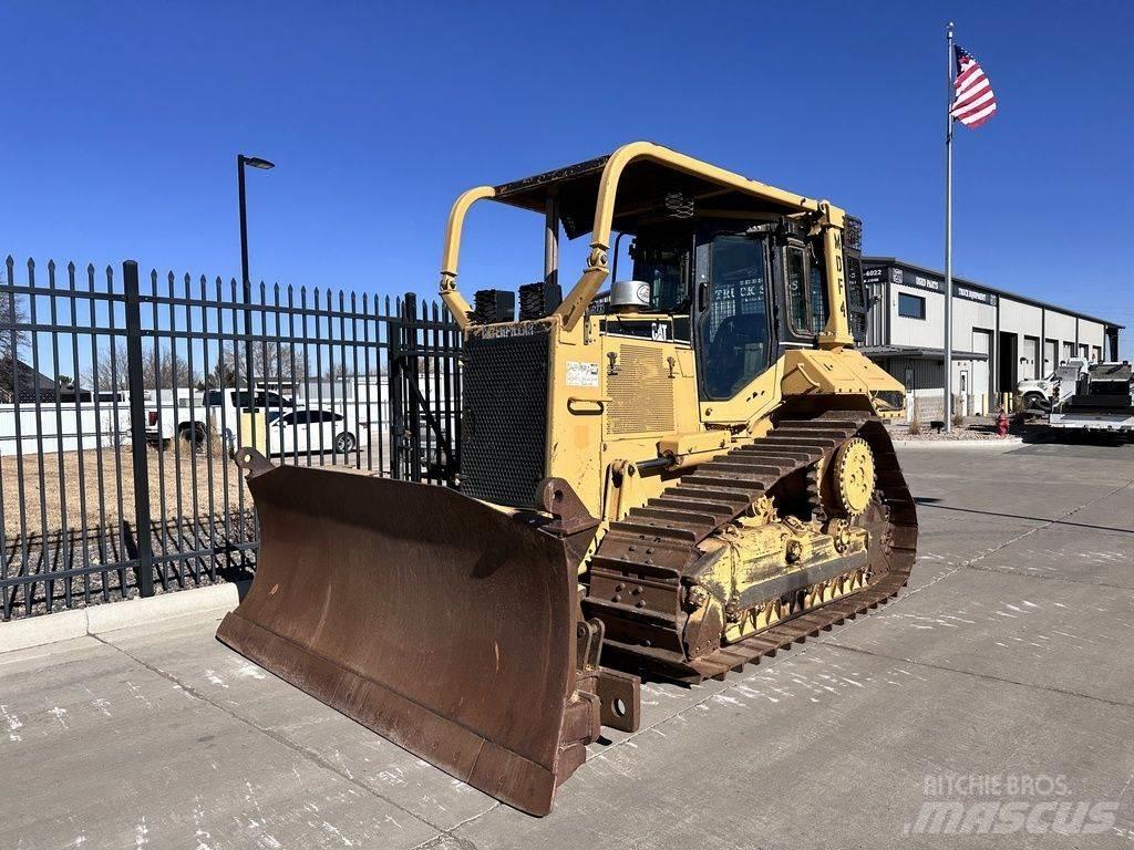 CAT D6M XL Pásové dozéry
