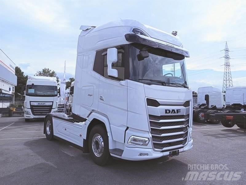 DAF XG+ 530 TRATTORE Ťahače