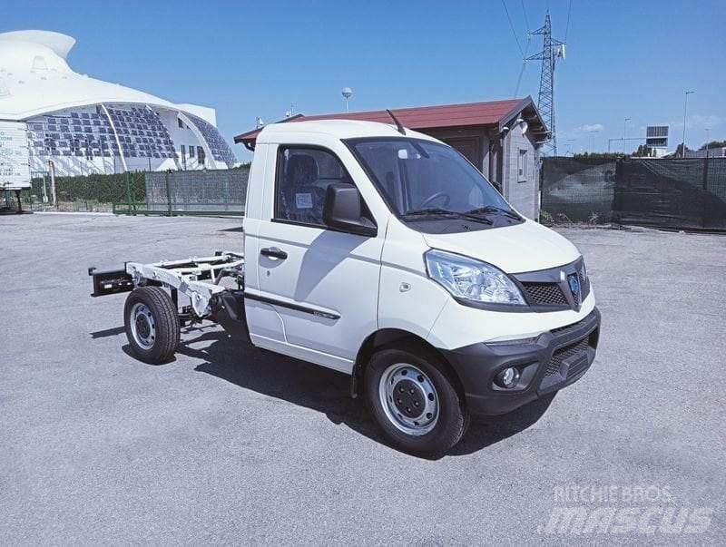Piaggio Porter NP6 Skriňová nadstavba
