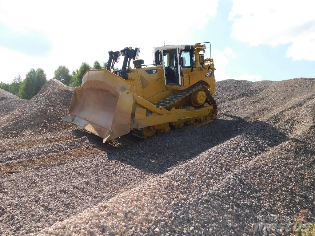 CAT D 8 T Pásové dozéry