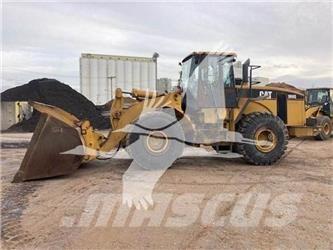 CAT 966G II Kolesové nakladače