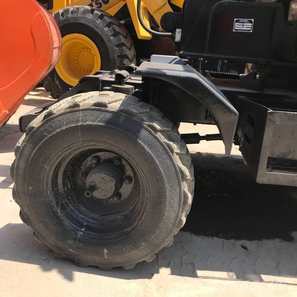 Hyundai 60 W Kolesové rýpadlá