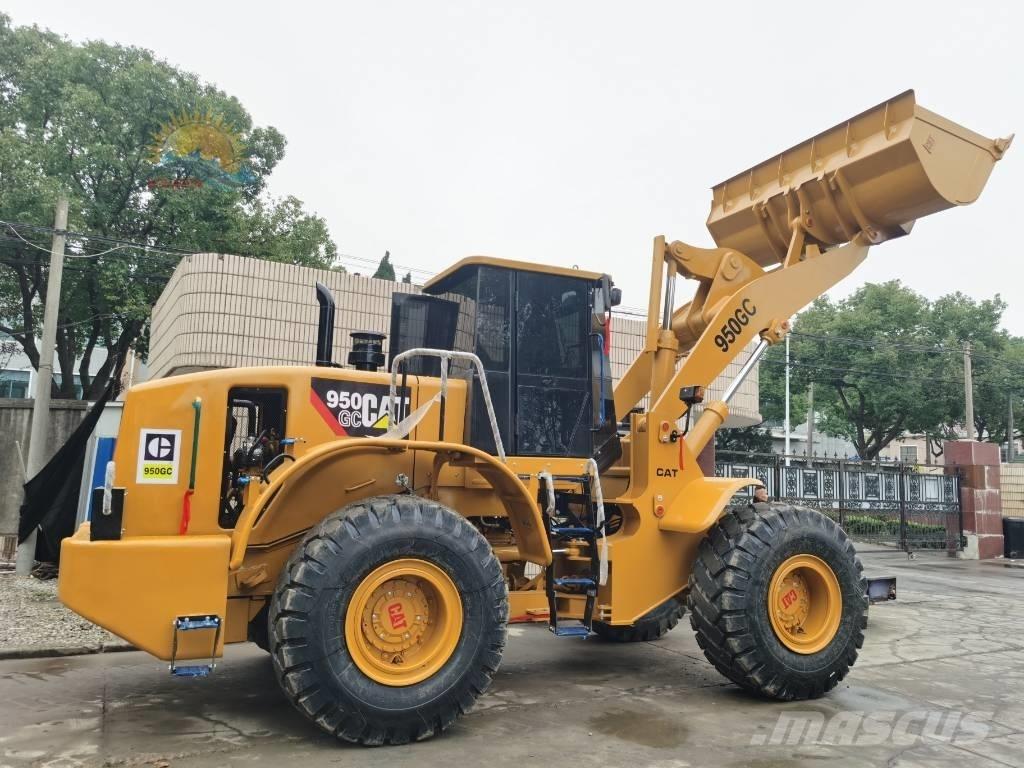CAT 950 GC Kolesové nakladače