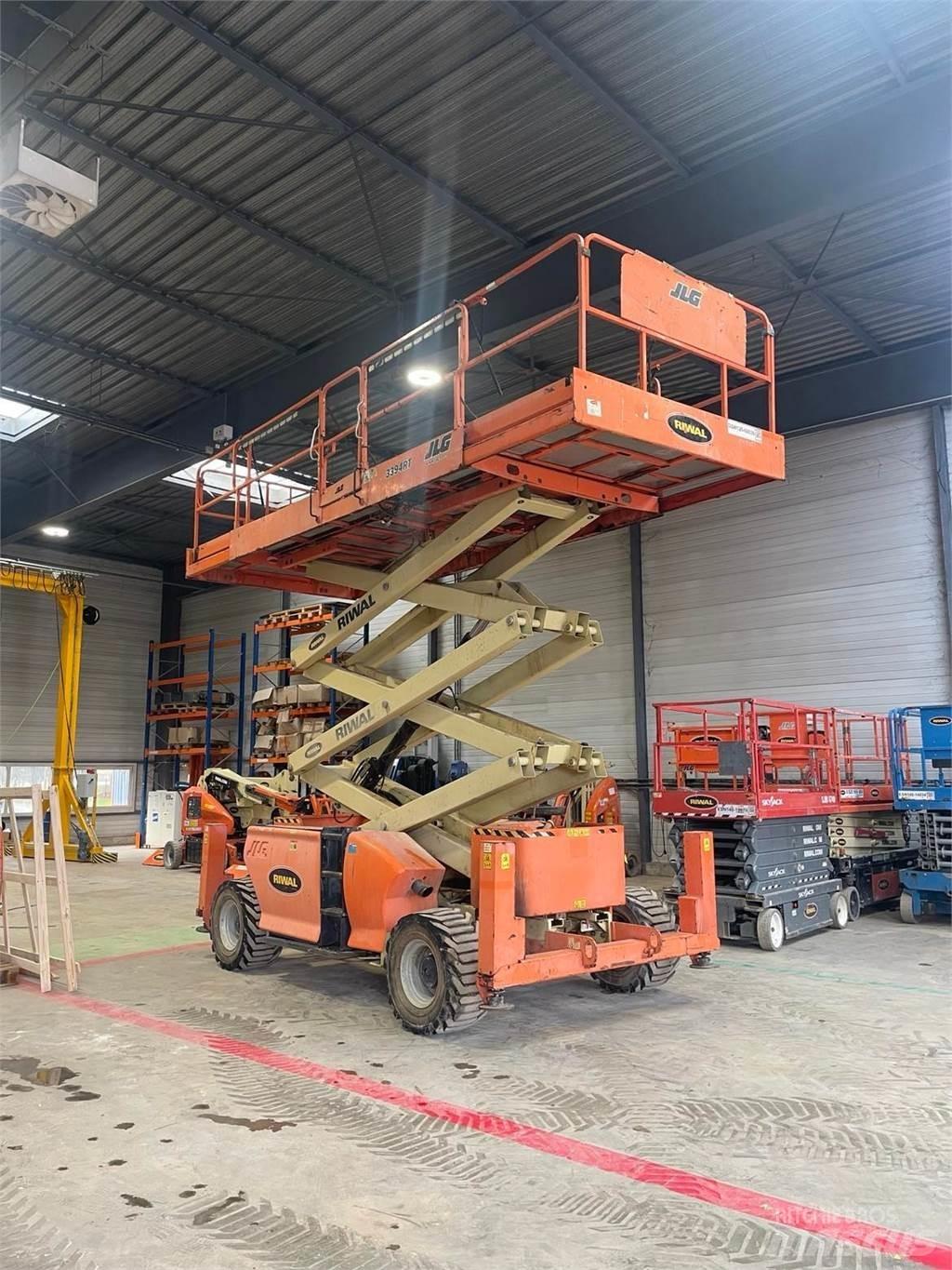 JLG 3394RT Nožnicové zdvíhacie plošiny