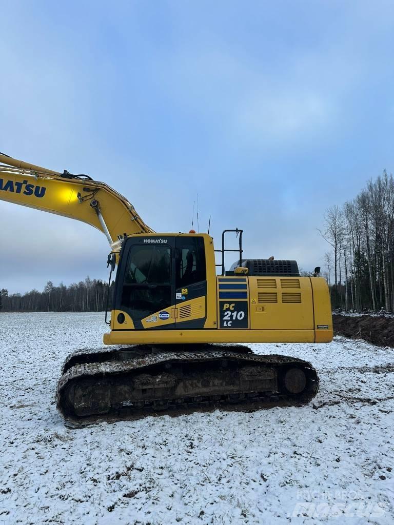 Komatsu PC210LC-11 Pásové rýpadlá