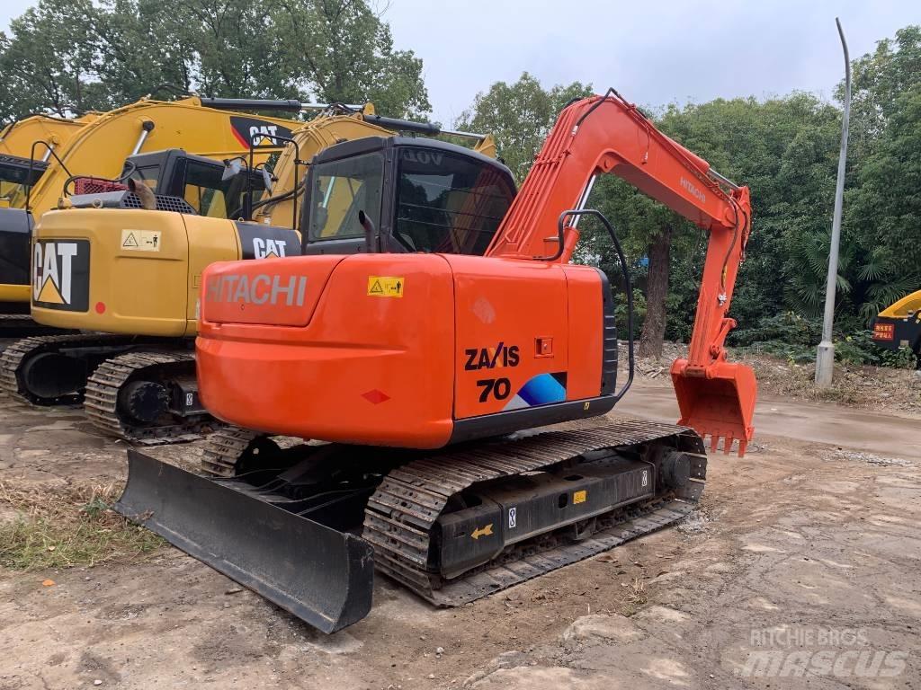 Hitachi Zaxis 70 Pásové rýpadlá