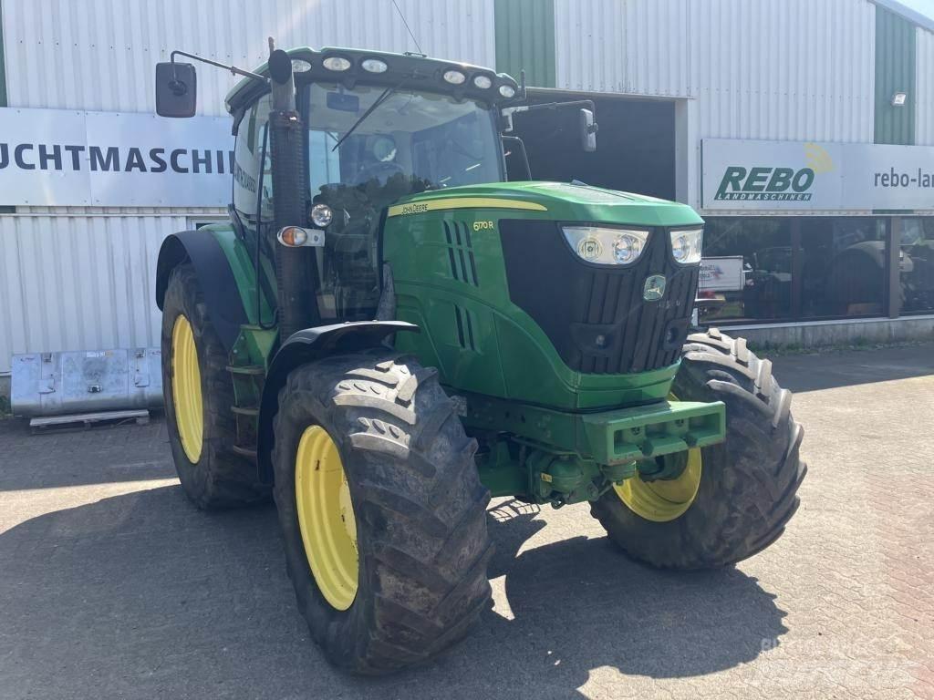 John Deere 6170R Traktory