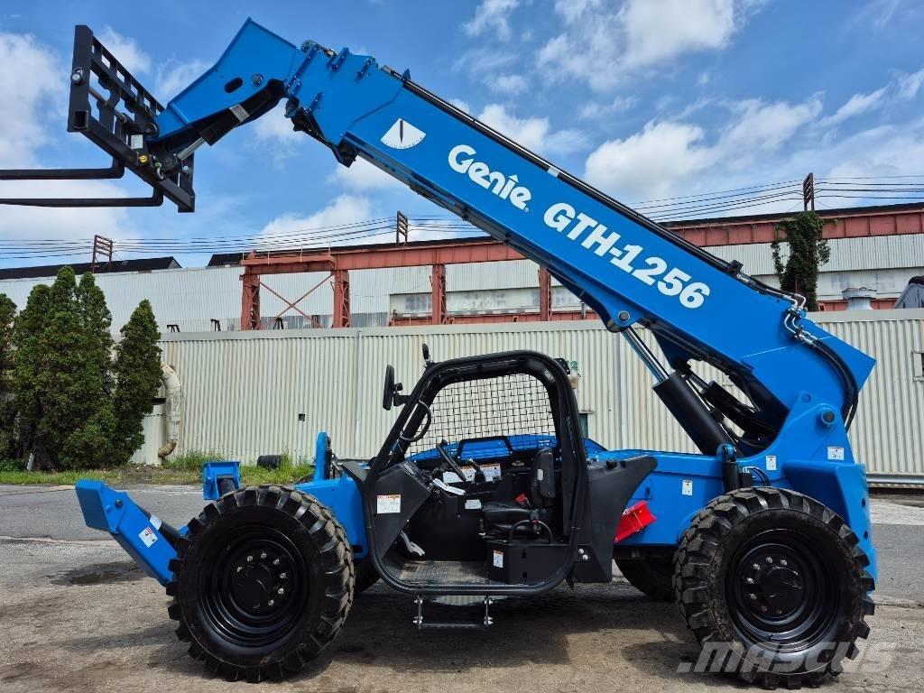 Genie GTH 1256 Teleskopické manipulátory