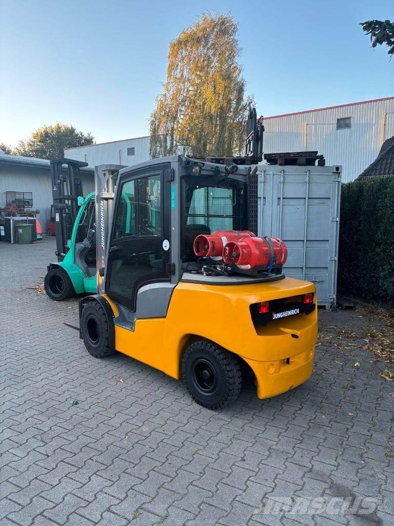 Jungheinrich TFG 435 LPG vozíky