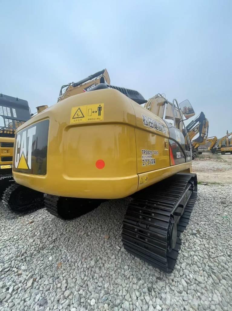 CAT 329D2L Pásové rýpadlá