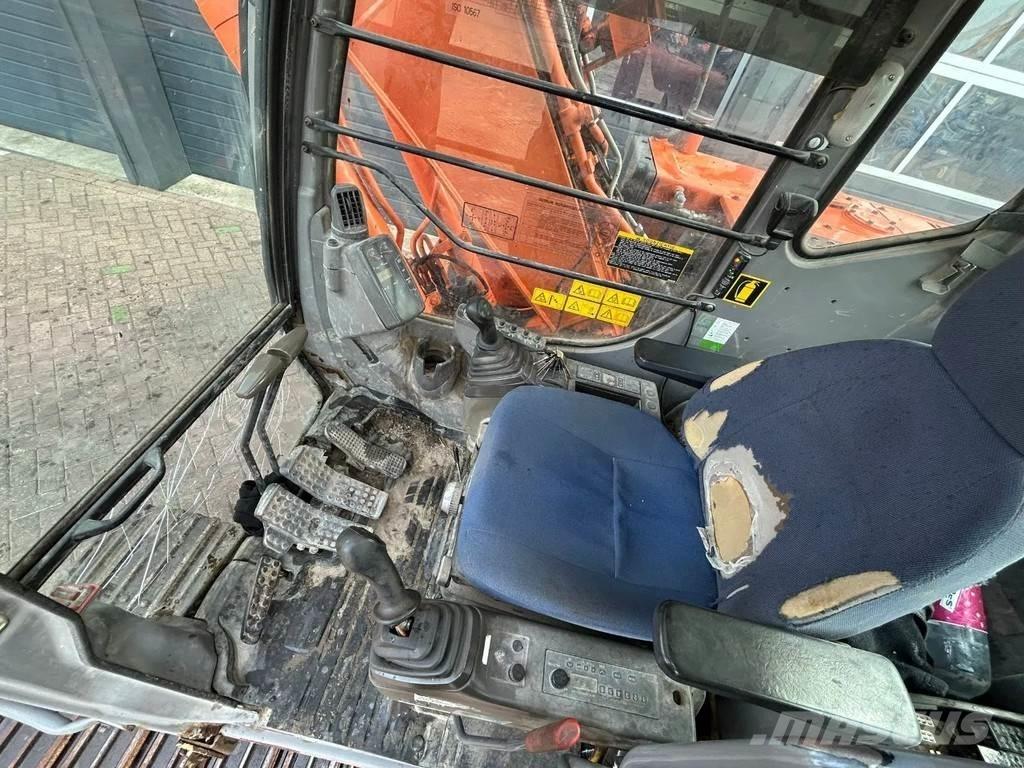 Hitachi ZX110 Midi rýpadlá 7 t - 12 t