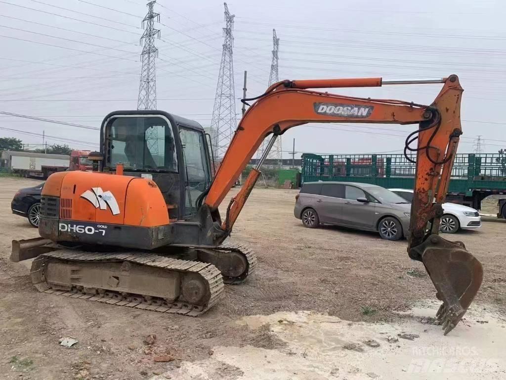 Doosan DH 60 Mini rýpadlá < 7t