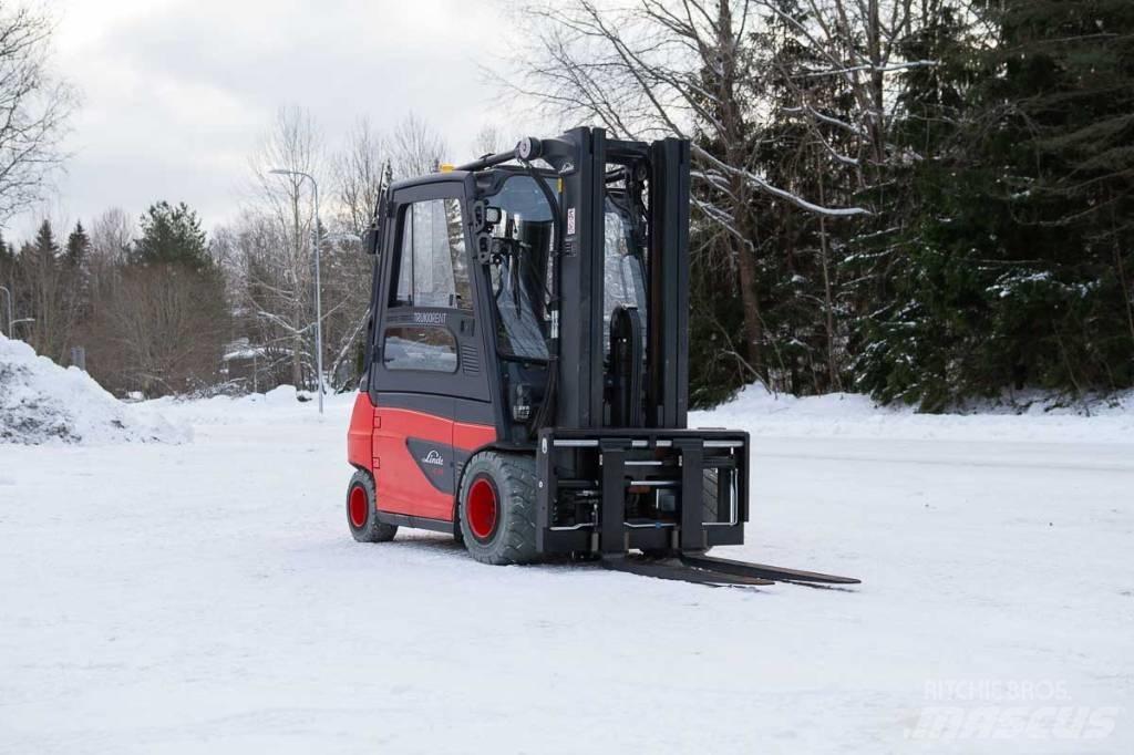 Linde E 35 Akumulátorové vozíky
