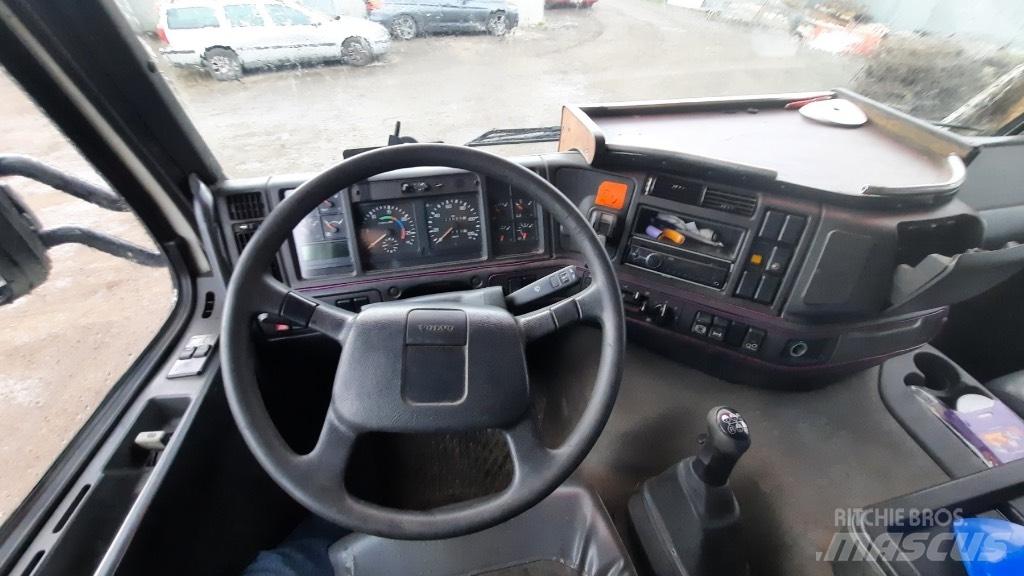 Volvo FM 10 Nákladní vozidlá na prepravu automobilov