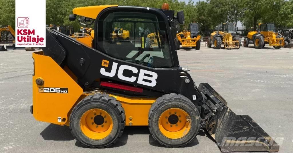 JCB 205 Šmykom riadené nakladače