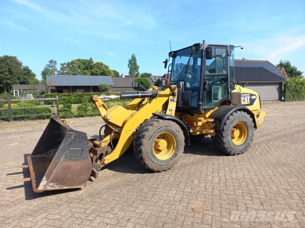 CAT 908 H Kolesové nakladače