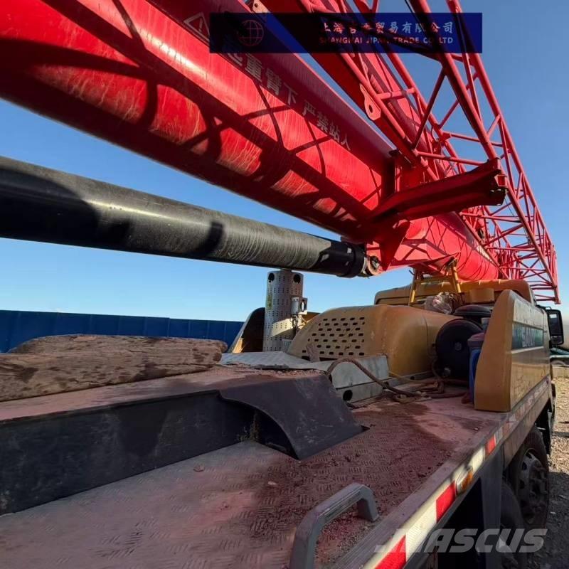 Sany STC500E Univerzálne terénne žeriavy