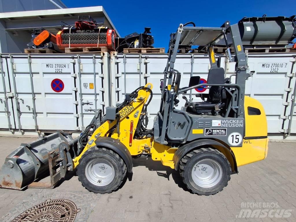 Wacker Neuson WL20e Kolesové nakladače