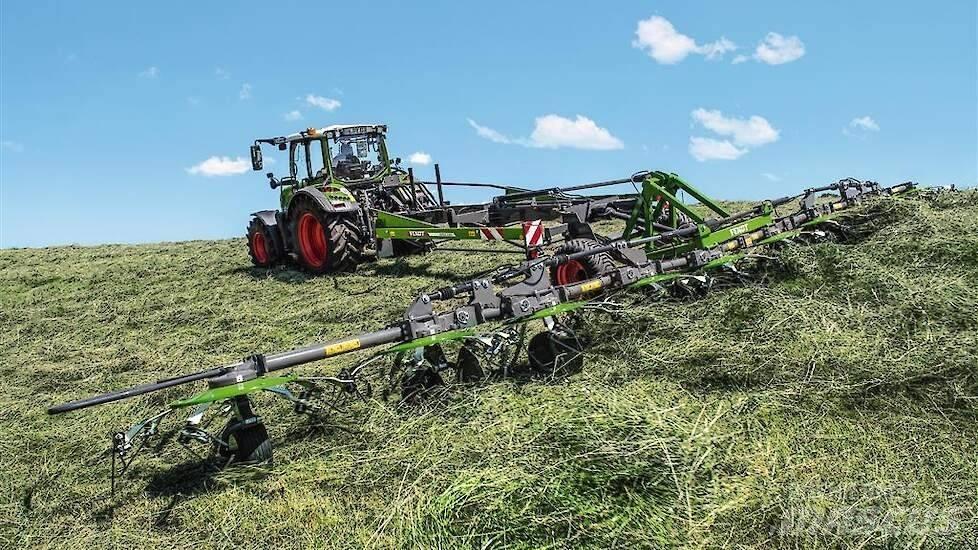 Fendt Lotus 1020T Obracače a zhrabovače sena
