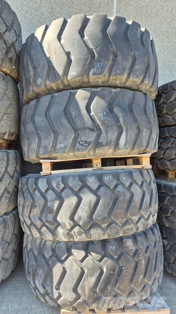  Dæk 26.5 R25 Pneumatiky, kolesá a ráfiky