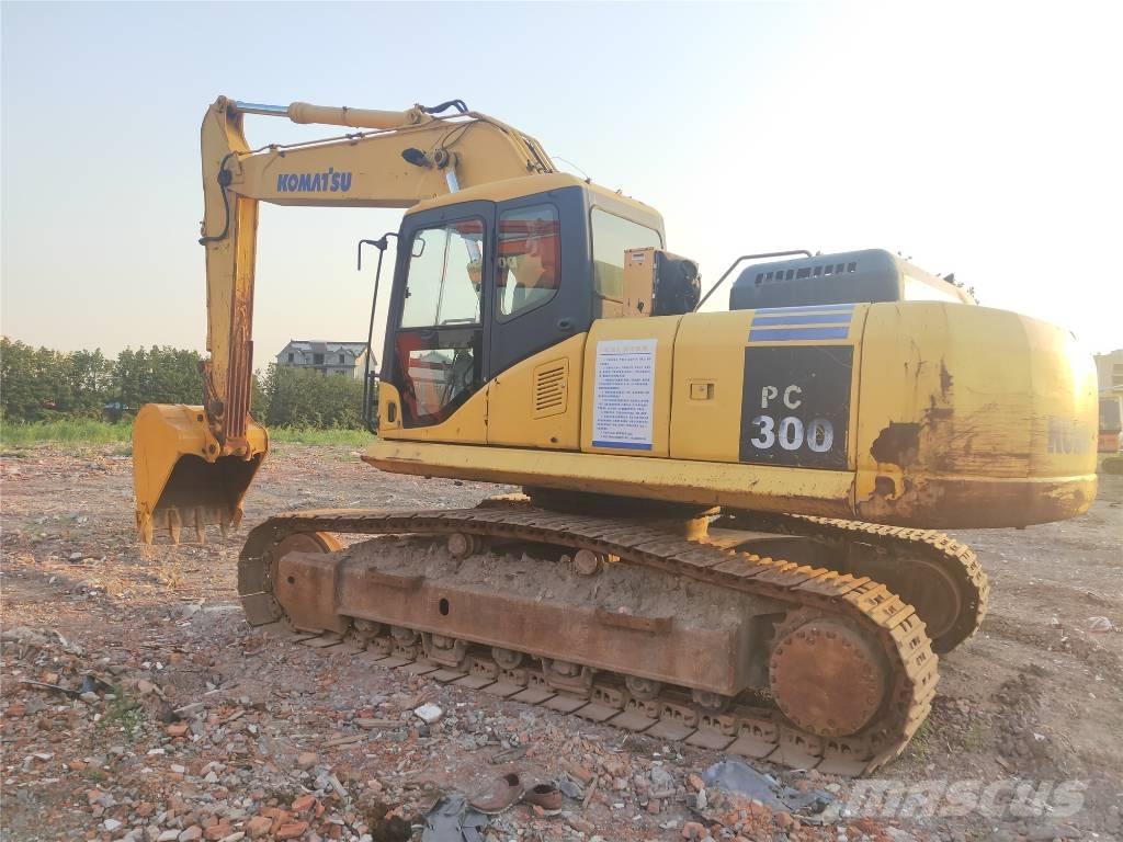 Komatsu PC 300-7 Pásové rýpadlá