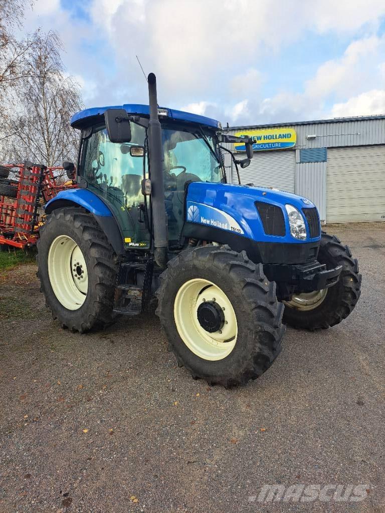New Holland TS110A Traktory