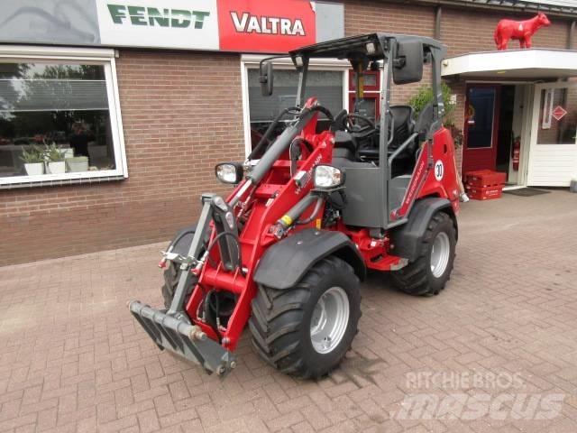 Weidemann 1390 Viacúčelové nakladače