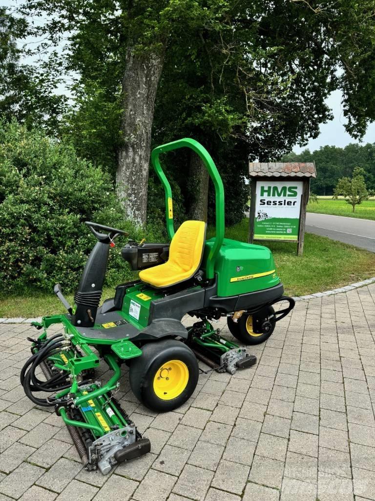 John Deere 2500 B Kosačky greenov
