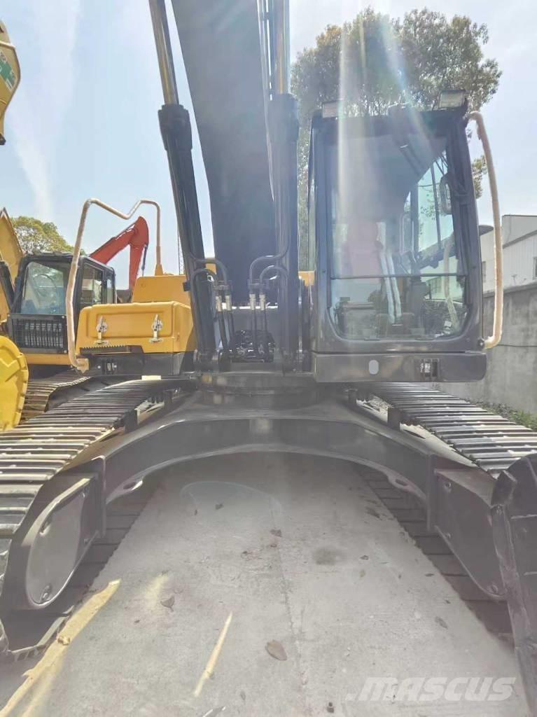 Volvo EC 250 D L Pásové rýpadlá