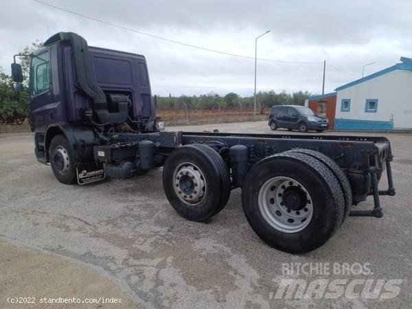 DAF CF 75.250 Plošinové nákladné automobily/nákladné automobily so sklápacími bočnicami