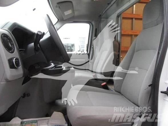 Ford E450 Stavebníctvo - ostatné