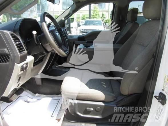 Ford F350 Stavebníctvo - ostatné
