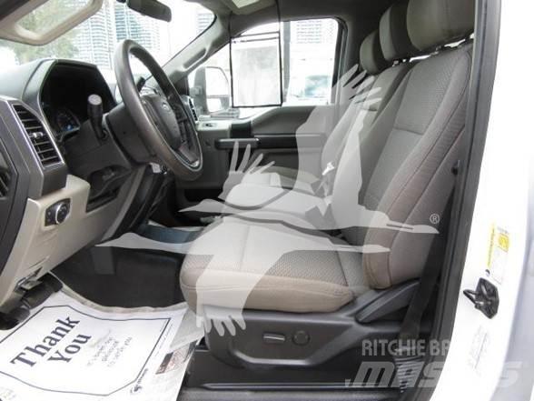 Ford F350 Stavebníctvo - ostatné
