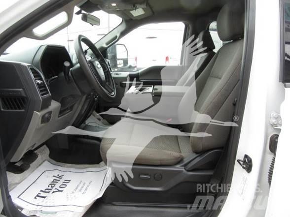 Ford F350 Stavebníctvo - ostatné